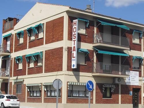 Hostal Rodes 메키넨사 외부 사진
